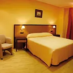 Apartahotel Arenteiro