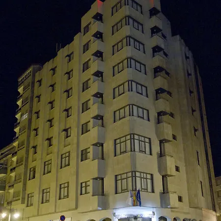 Hotel apartamentowy Arenteiro O Carballiño