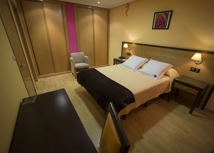 Arenteiro 3* Carballino